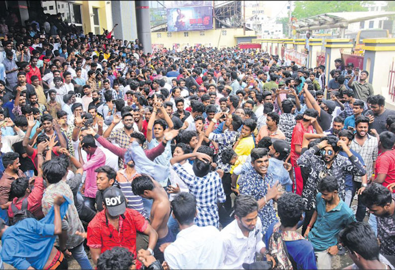 திரையரங்குகளில் சிறப்பு காட்சி! ஒரு வாரத்திற்கு மட்டுமே அனுமதி!