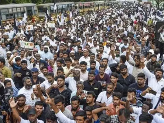 இனி பேரணி ஆர்ப்பாட்டம் நடத்த அனுமதி கிடையாது! மீறினால் கடும் நடவடிக்கை!