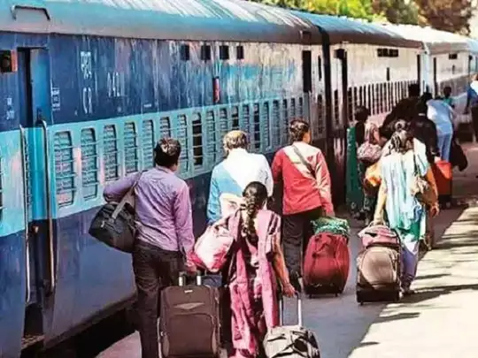 ரயிலில் இந்த பொருட்களை கொண்டு செல்ல தடை! மீறினால் மூன்று ஆண்டு ஜெயில்!