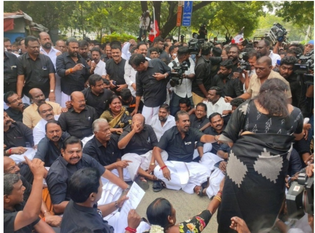 சட்டப்பேரவையில் ஏற்பட்ட திடீர் திருப்பம்! இபிஎஸ் அதிரடி கைது!