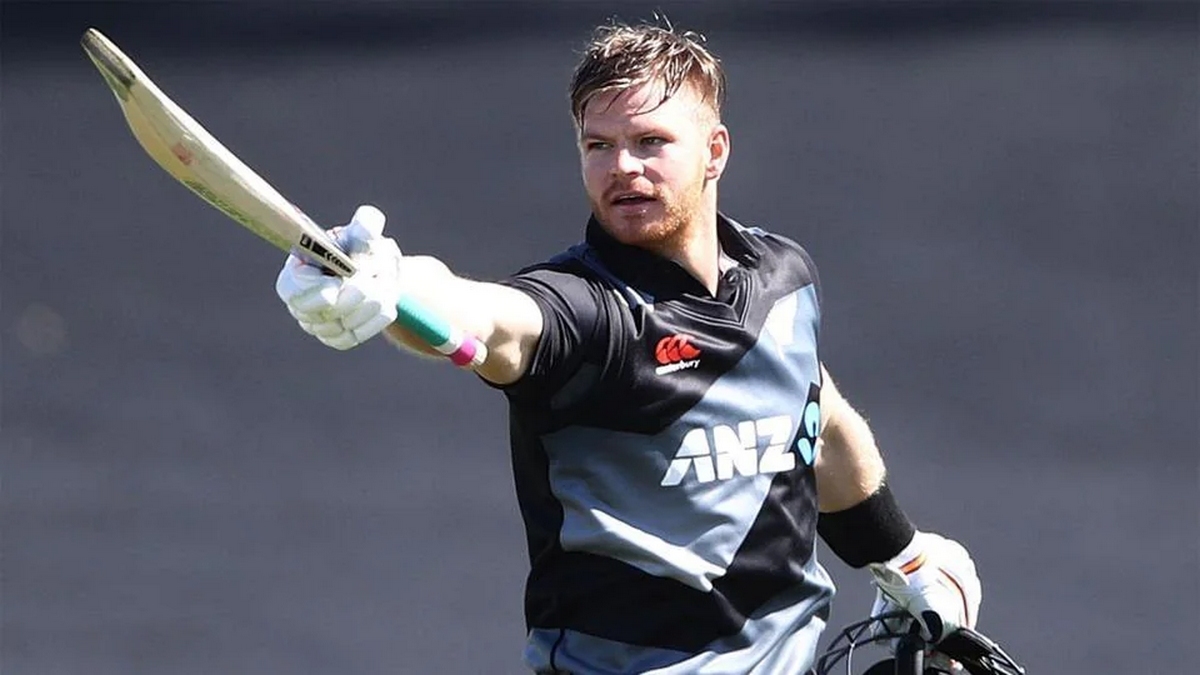 நியுசிலாந்து வீரர் பிலிப்ஸ் அபார சதம்… இலங்கைக்கு 168 ரன்கள் இலக்கு!