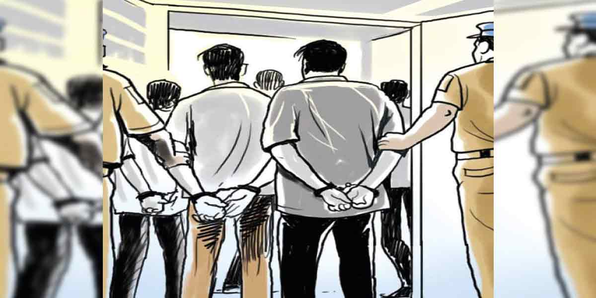 “ஆப்ரேஷன் மின்னல் வேட்டை” தமிழகத்தில் ஒரே நாளில் 133 ரவுடிகள் சிக்கினர்!