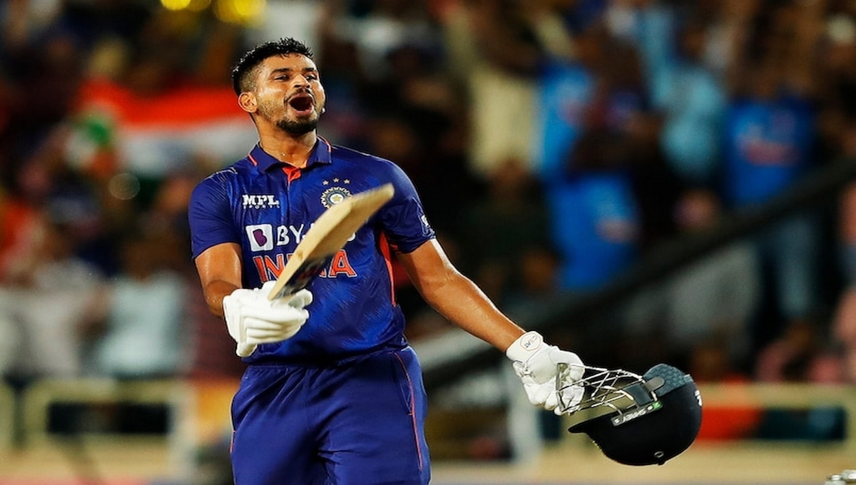 ஸ்ரேயாஸ், இஷான் கிஷன் அபார பேட்டிங்… எளிதாக இலக்க்கை அடைந்த இந்தியா!