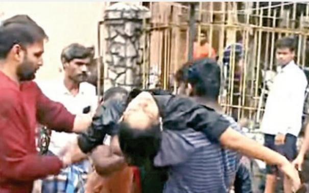 சென்னையில் மூடப்படாத மழைநீர் வடிகால் ஆள் நுழைவு குழியில் தவறி விழுந்த பெண் – பரிதாப நிகழ்வு!