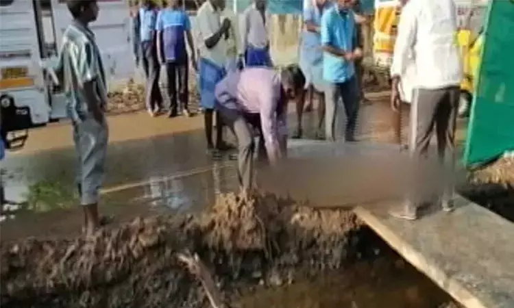 அரசின் கவனக்குறைவால் மேலும் ஓர் பலி! மழைநீர் வடிகாளால் அடுத்தடுத்த விபரீதம்!