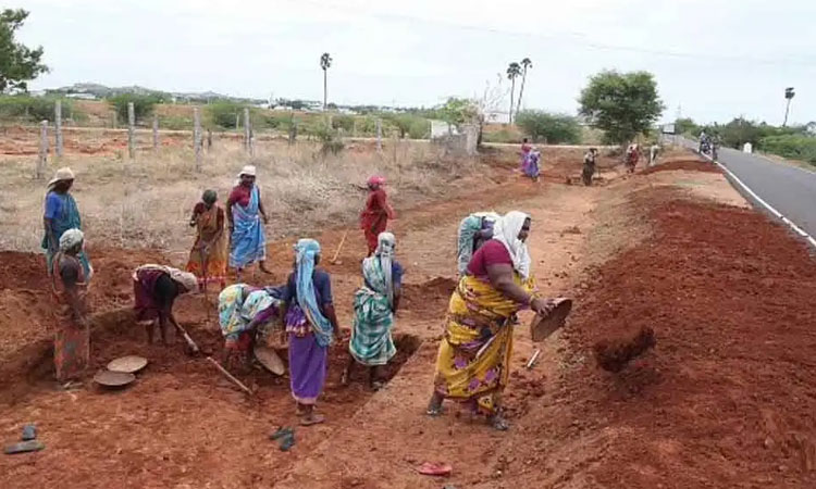 டிஜிட்டல் மயமாக்கப்படும் தேசிய ஊரக வேலை திட்டம் வருகை பதிவு! எந்த தேதியில் இருந்து தெரியுமா!