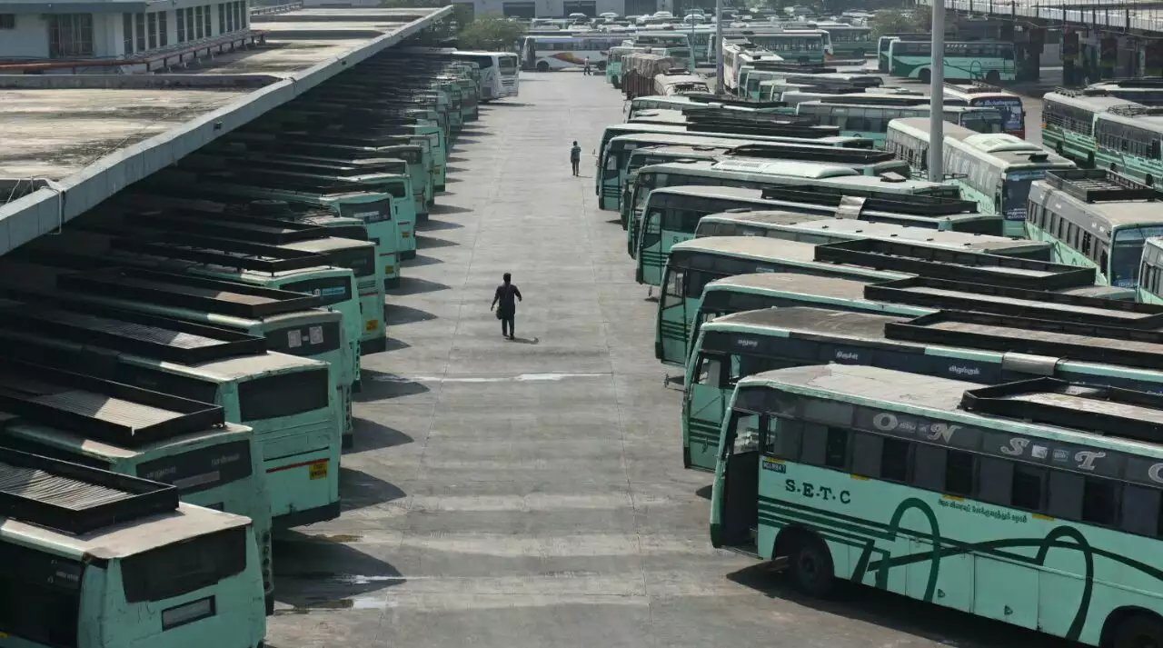 புதுச்சேரி – சென்னை போக்குவரத்து சேவை நிறுத்தம்! அரசு வெளியிட்ட முக்கிய தகவல்!