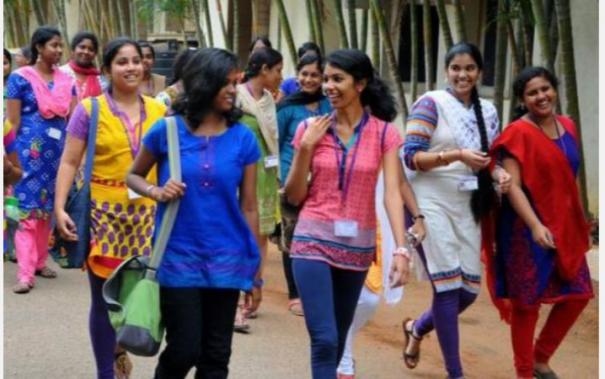 பல்கலைக்கழகத்தில் பெண்கள் சேர தடை! அரசு வெளியிட்ட அதிர்ச்சி தகவல்!