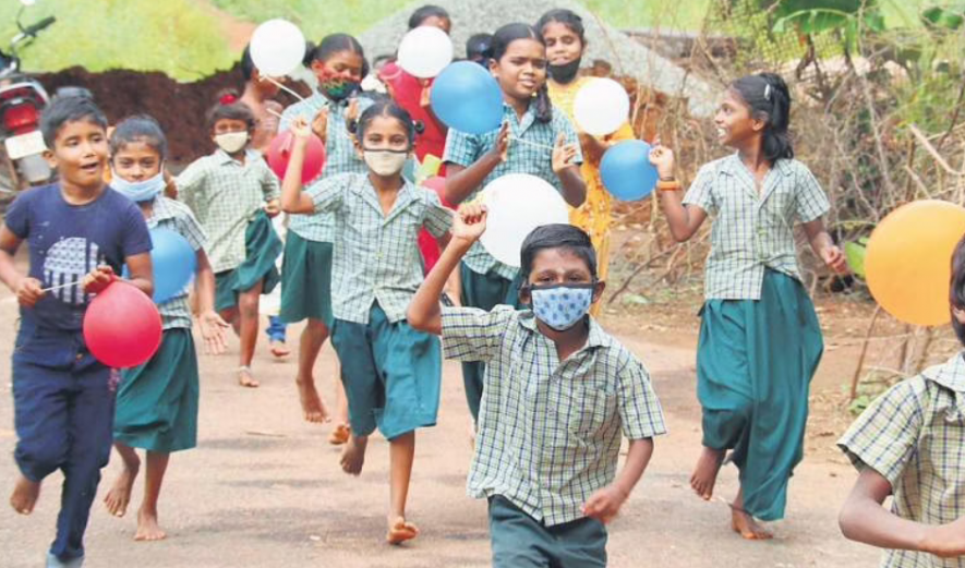 பள்ளிக்கல்வித்துறை திடீர் அறிவிப்பு!! அரையாண்டு விடுமுறையில் மாற்றம்!