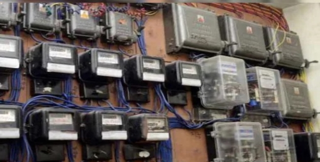 தமிழ்நாடு மின்சார ஒழுங்குமுறை ஆணையம் வெளியிட்ட அறிவிப்பு! இவர்கள் அனைவரும் மின் இணைப்புடன் இதனை பொருத்த வேண்டும்!