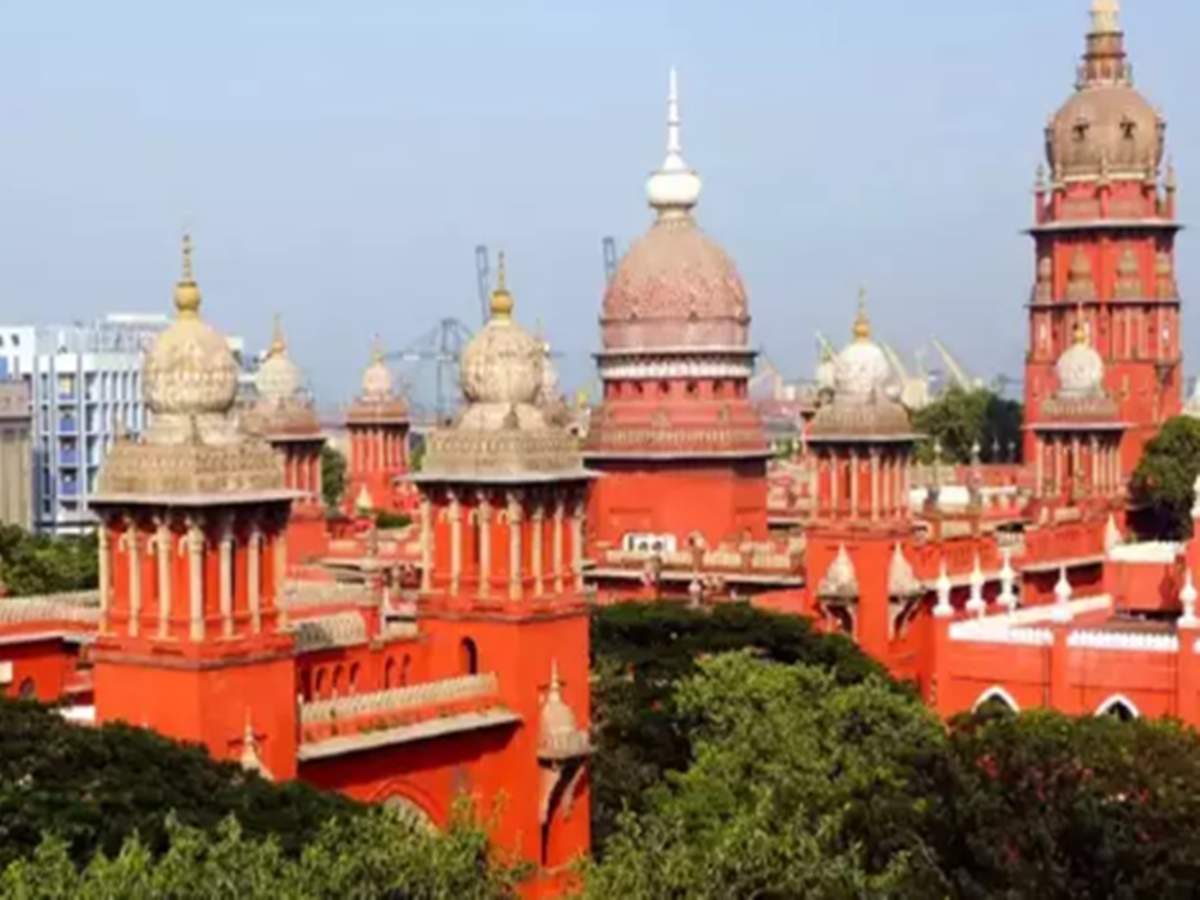 உயர் நீதிமன்றம் வெளியிட்ட உத்தரவு! பாடத்திட்டத்தில் இதனை உடனடியாக சேர்க்க வேண்டும்! 