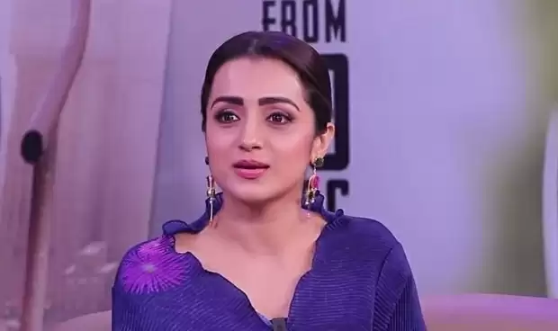 அரசியலுக்கு வருகிறேனா ? இல்லையா? ஒருவழியாக உண்மையை போட்டுடைத்த நடிகை திரிஷா !