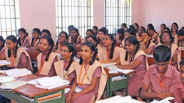 நாளை பள்ளிகளுக்கு வேலை நாள்! பள்ளி கல்வித்துறை வெளியிட்ட தகவல்!