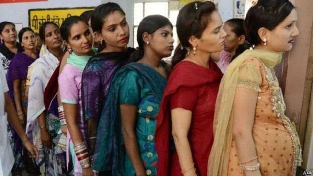 திருமணம் ஆகவில்லை என்றாலும் பரவாயில்லை! குழந்தை பெற்று கொடுங்கள் அரசு வெளியிட்ட அறிவிப்பு!