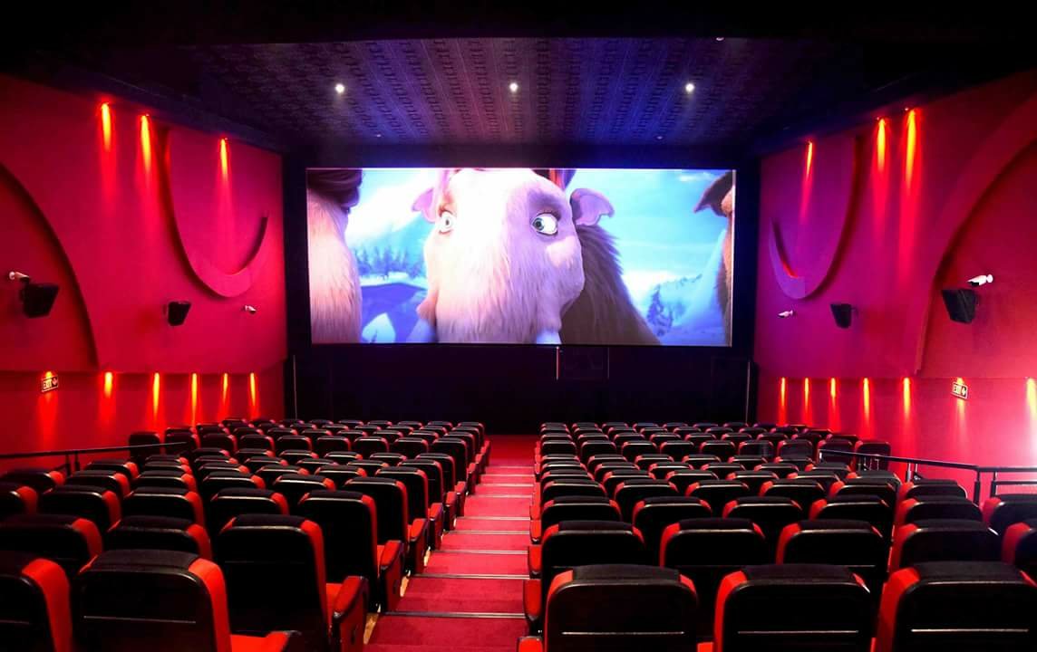 சிறுவர் சிறுமியர் இனி தியேட்டர்களுக்குள் அனுமதி இல்லை? வெளிவந்த அதிரடி உத்தரவு!!