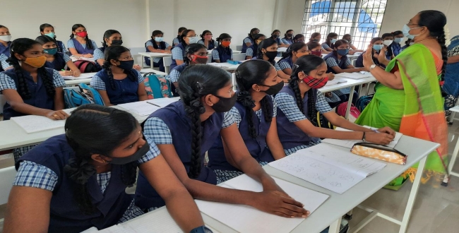 கல்வி நிறுவனங்கள் இதனை மீறினால் நடவடிக்கை! பள்ளிகல்வித்துறை வெளியிட்ட முக்கிய தகவல்!