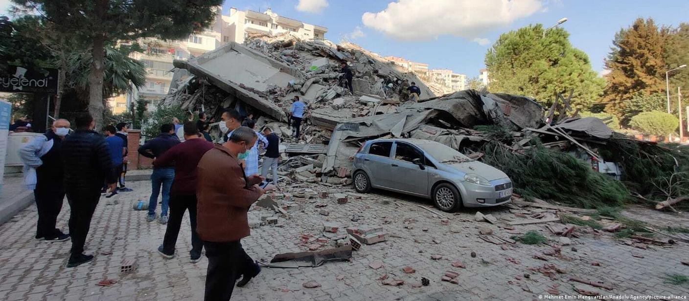 நிலநடுக்கத்தால் உருக்குலைந்த துருக்கி சிரியா- 4300 பேர் பரிதாப பலி!!