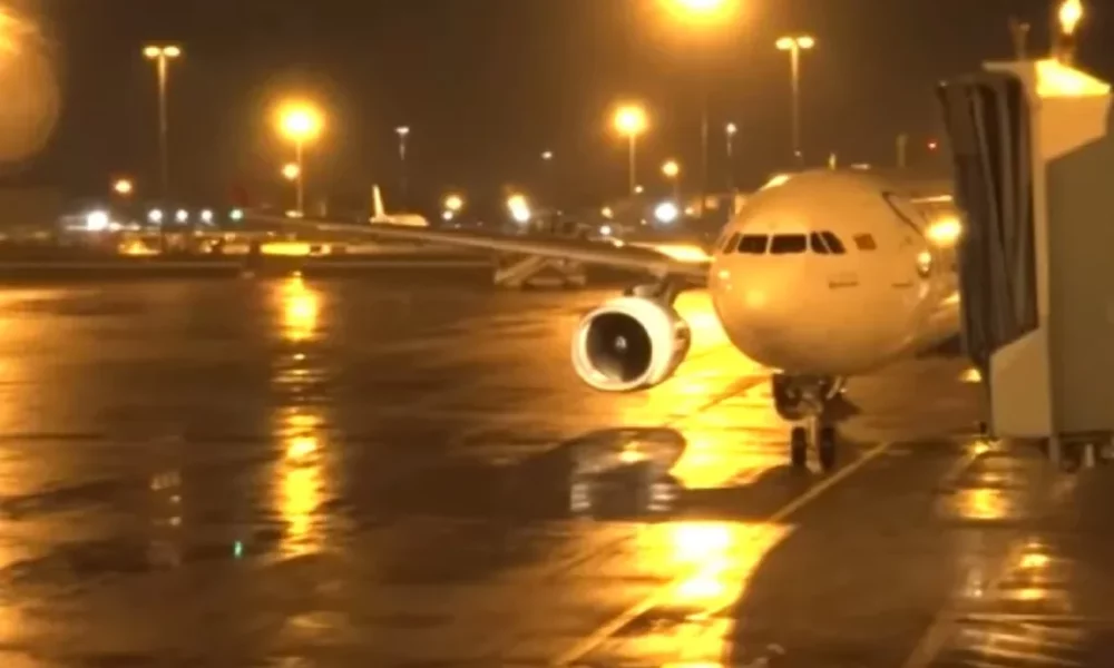 விமான போக்குவரத்து துறை  வெளியிட்ட குட் நியூஸ்! இங்கு இனி இரவிலும் பயணம் செய்யலாம்!