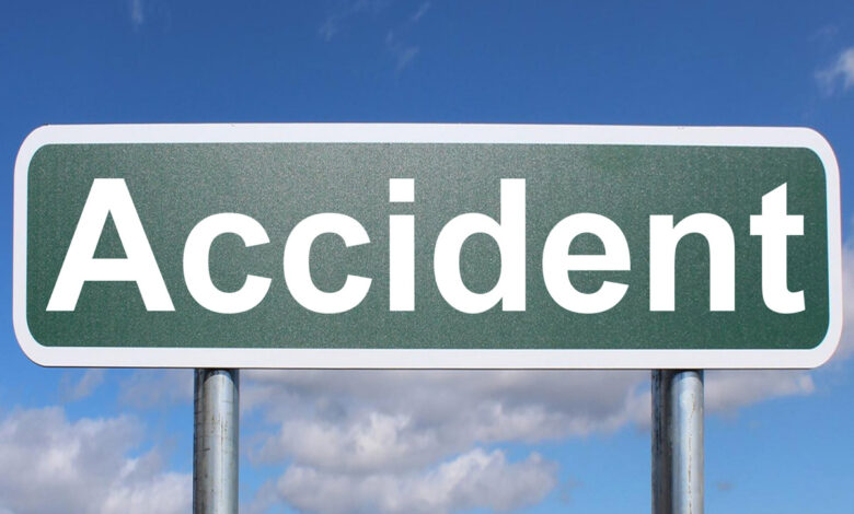 அதி வேகத்தால் கட்டுப்பாட்டை இழந்த கார்! கணவன் கண் முன்னே மனைவிக்கு நிகழ்ந்த சோகம்! 