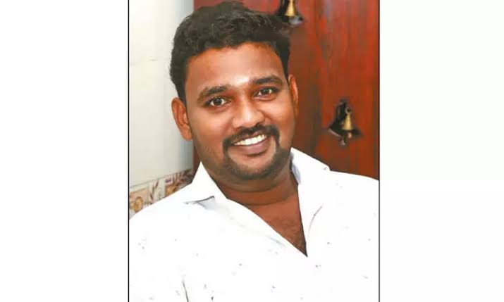 நண்பர்களுக்கு பிறந்தநாள் விருந்து! கோஷ்டி மோதலில் புது மாப்பிள்ளைக்கு நேர்ந்த விபரீதம்! 