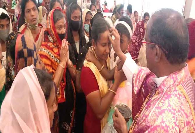 சிலுவை பாடுகளைக் கூறும் தவக்காலம் தொடங்கியது! சாம்பல் புதனுடன் இன்று வழிபாடு! 