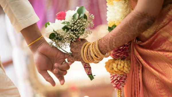 Brother sister marriage to get a visa! Police net!