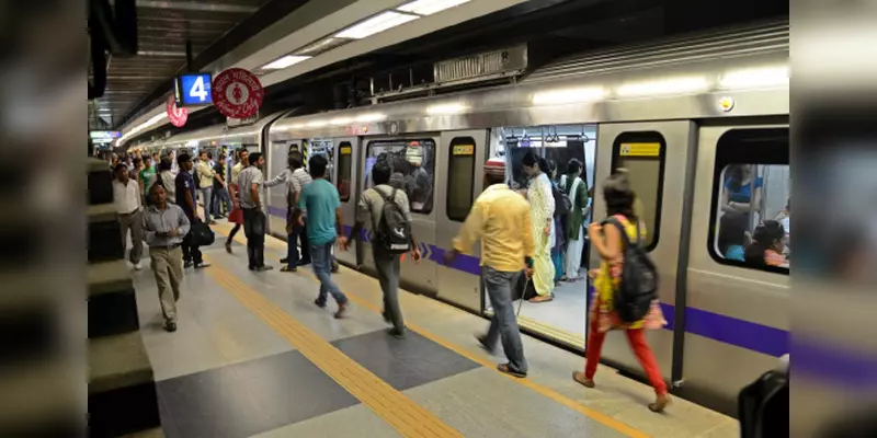 மெட்ரோ ரயில் சேவையில் வெளிவந்த புதிய அப்டேட்! பயணம் செய்யும் நேரம் குறைய வாய்ப்பு!