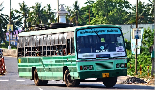 அரசு பேருந்துகளில் 2000 ரூபாய் நோட்டுகள் வாங்கப்பட மாட்டாது!! போக்குவரத்து கழகம் அறிவிப்பு!!