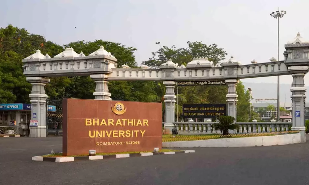 இளநிலை தேர்வுகள் முடியாத நிலையில் முதுநிலை படிப்புக்கு சேர்க்கை தொடக்கம்!அதிருப்தியடைந்த பேராசிரியர்கள்!!