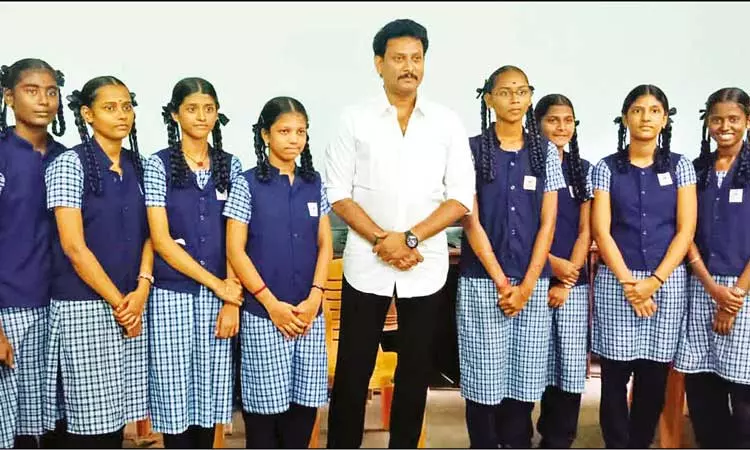 அடங்கப்பா அரசு பள்ளி மாணவர்கள் ரஷ்யா பயணமா? பள்ளிக்கல்வித்துறை சூப்பர் அறிவிப்பு!!