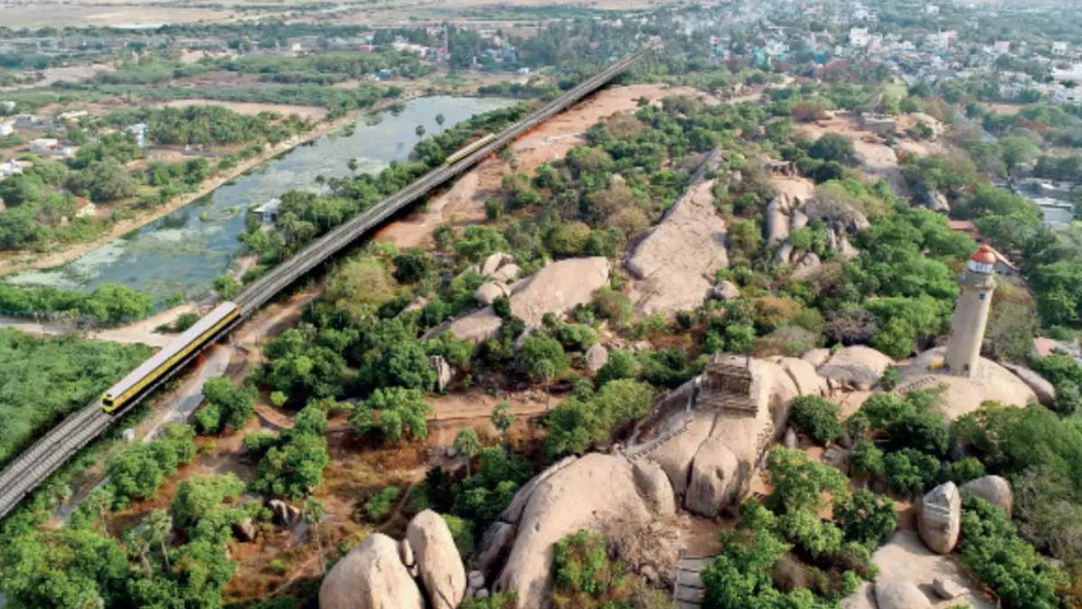 பசுமையாக மாறும் ஈசிஆர் சாலை!! தேசிய நெடுஞ்சாலை ஆணையத்தின் அசத்தல் அறிவிப்பு!!