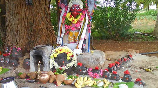 மழை வேண்டும் என்று குலதெய்வத்திற்கு வழிபாடு செய்த மக்கள்… 2 மணி நேரத்தில் நிகழ்ந்த அதிசியம்!!