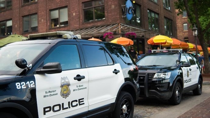 மனைவி, மகன் இருவரையும் கொன்று தற்கொலை செய்த இந்தியர்… அமெரிக்காவில் பரபரப்பை ஏற்படுத்திய சம்பவம்!!