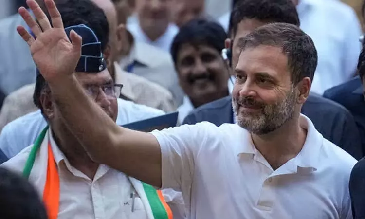 மீண்டும் எம்.பி ஆன ராகுல் காந்தி!! தகுதி நீக்கத்தை வாபஸ் வாங்கிய மக்களவை செயலகம்!!